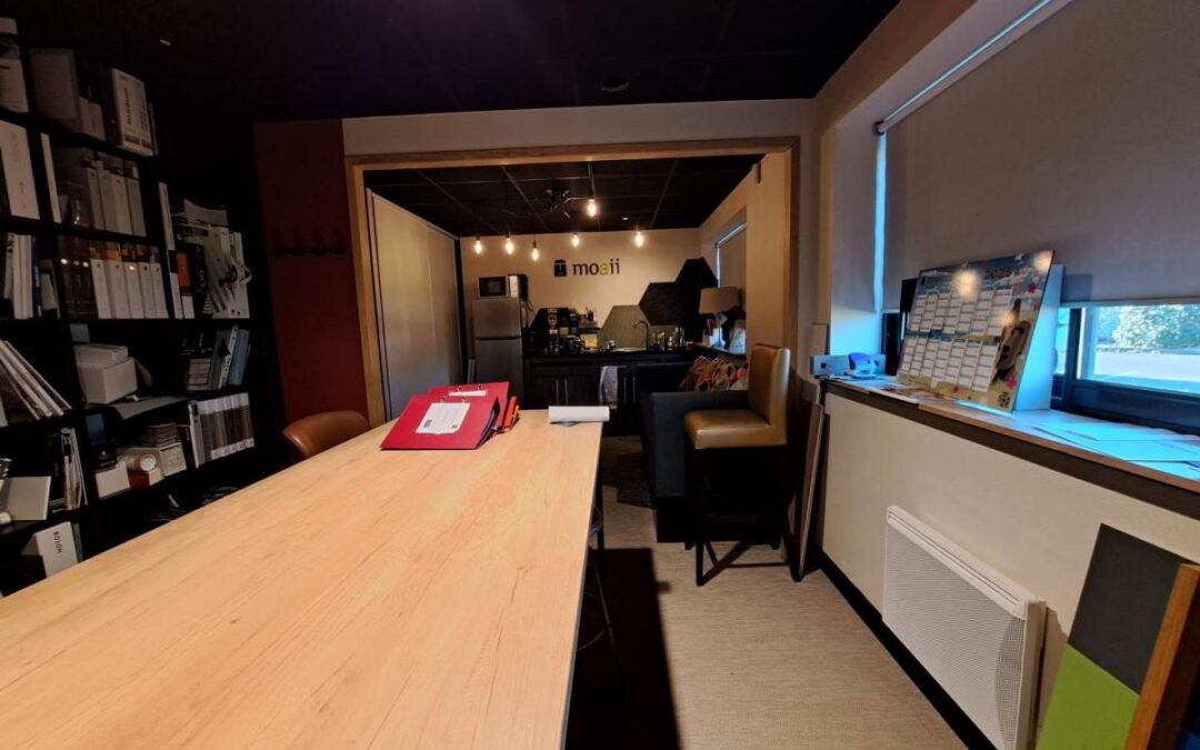 Fond/mur commercial Plélan-le-Grand – réf 35057-792