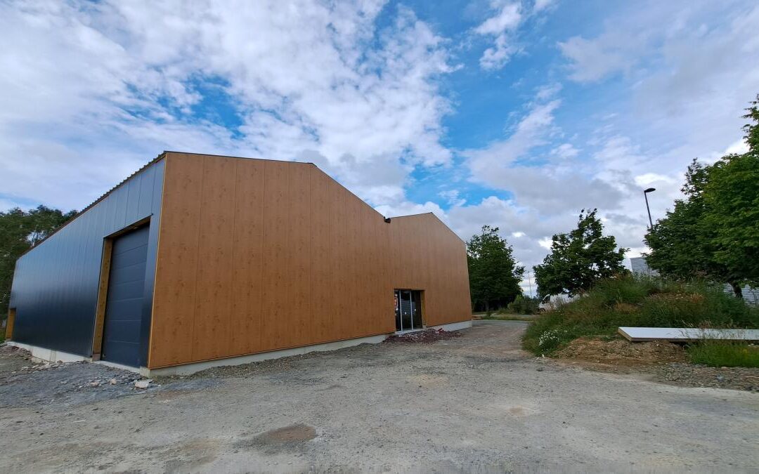 Fond/mur commercial Plélan-le-Grand – réf 35057-L358